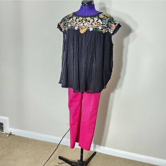 Anthropologie    - Picture 6 of 10